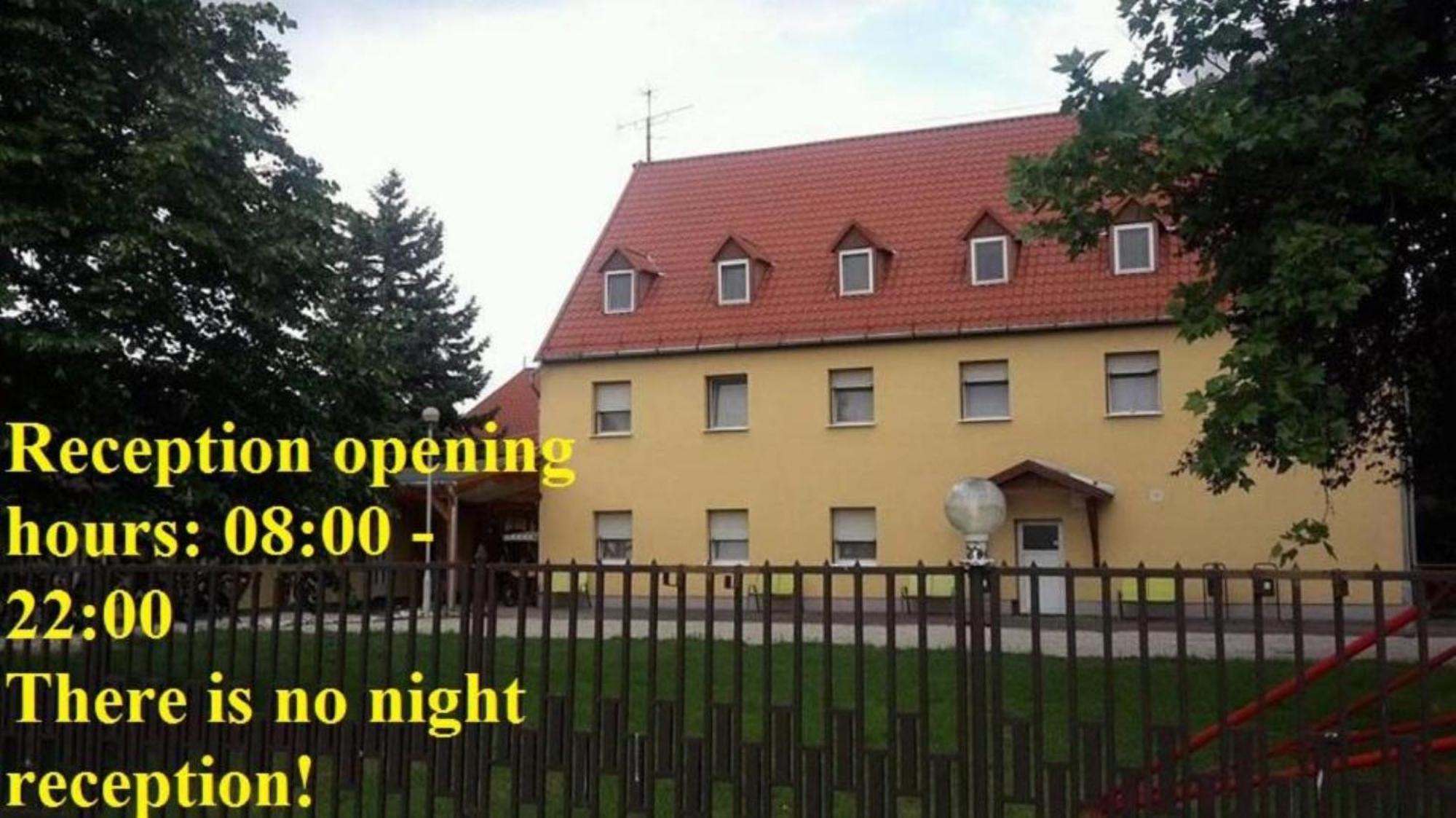 Fenyo Panzio Bed and Breakfast Mezőkövesd Eksteriør billede