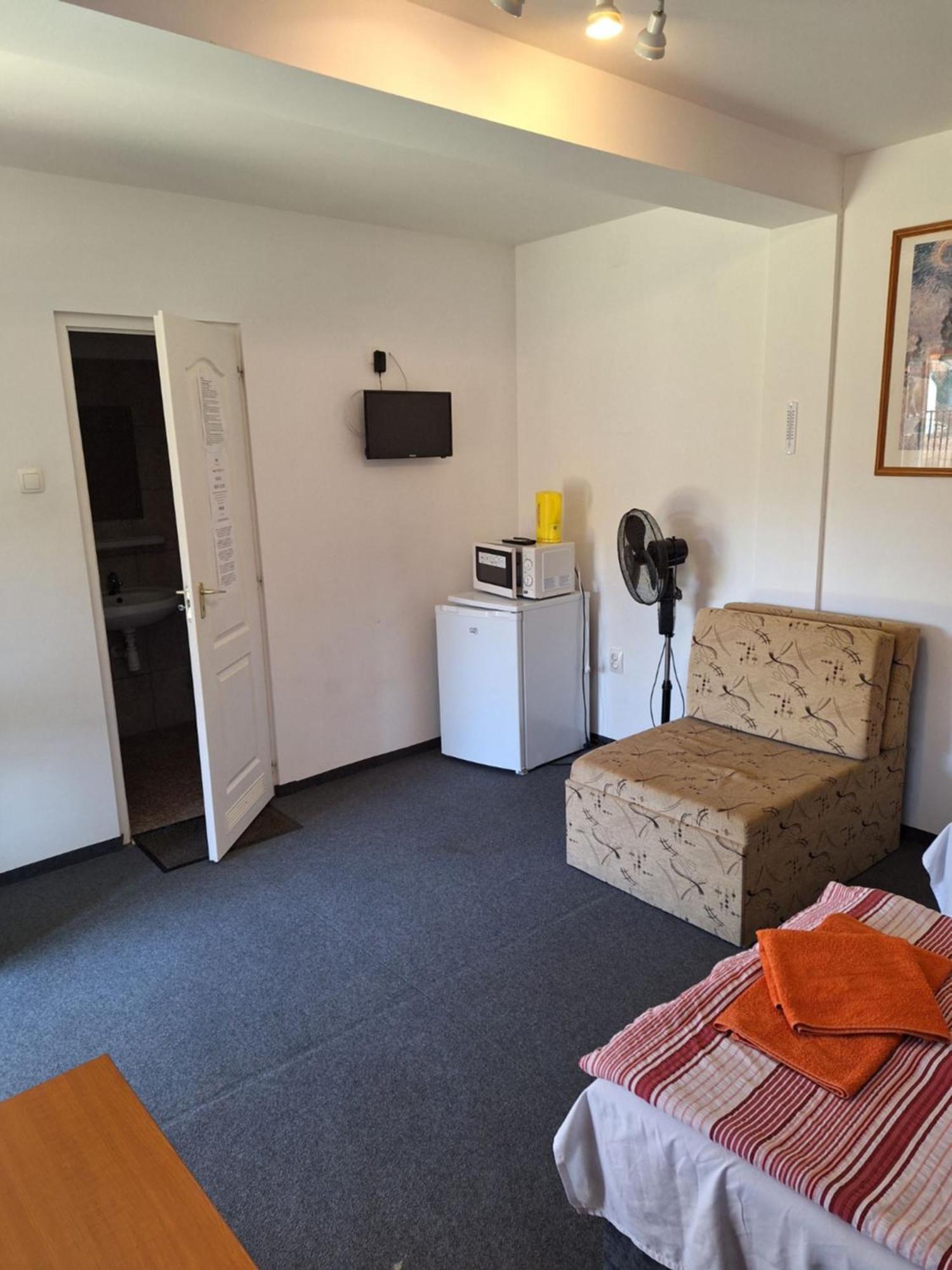 Fenyo Panzio Bed and Breakfast Mezőkövesd Eksteriør billede