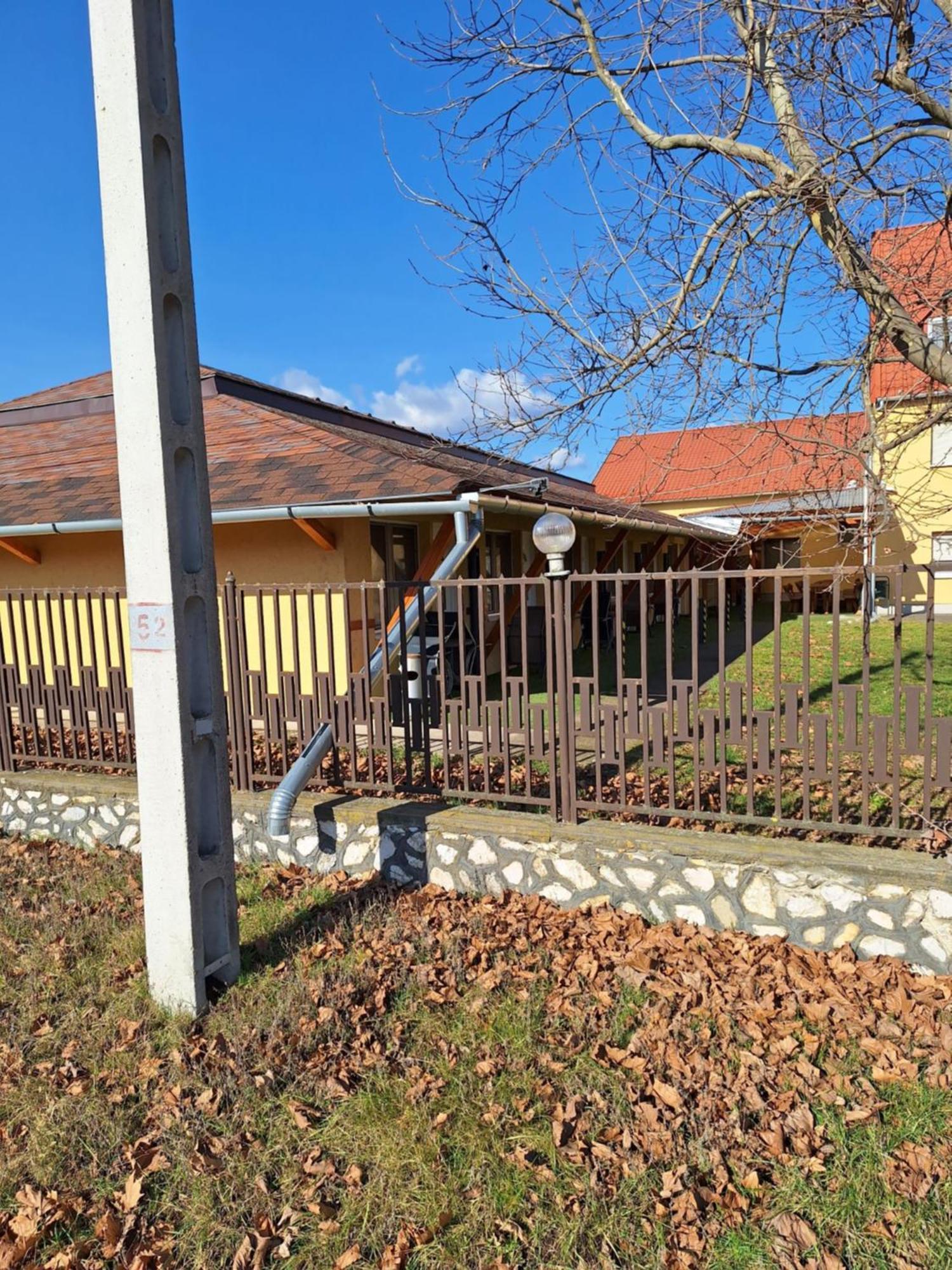 Fenyo Panzio Bed and Breakfast Mezőkövesd Eksteriør billede